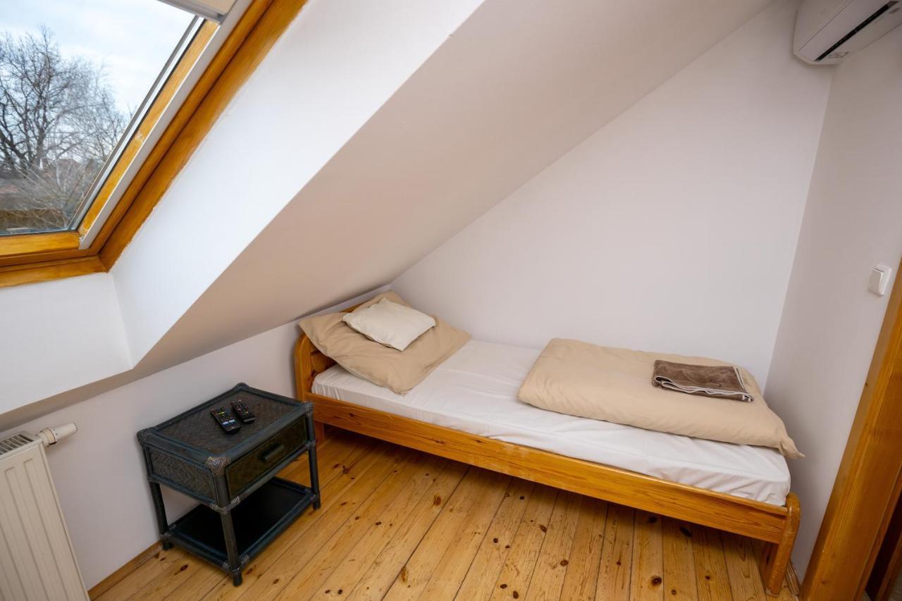 Noble'S Panzio Es Etterem Bed & Breakfast Nemesnép Eksteriør bilde